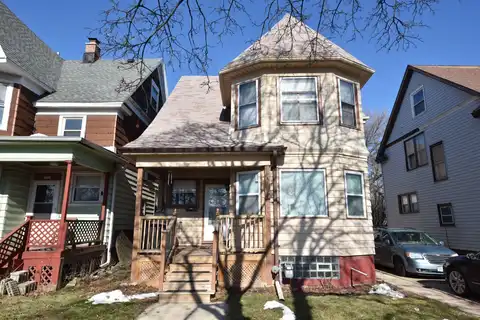 3726 W Park Hill Ave, Milwaukee, WI 53208