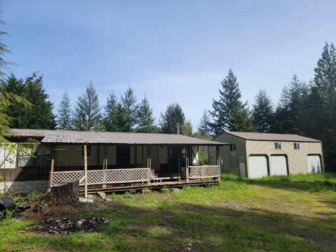 60461 Fox Glove Road, Coos Bay, OR 97420