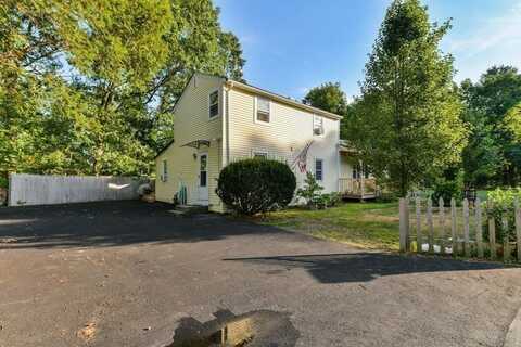 74 Mylod St, Walpole, MA 02081