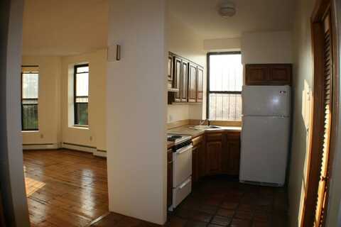 31 Fort Ave, Boston, MA 02119