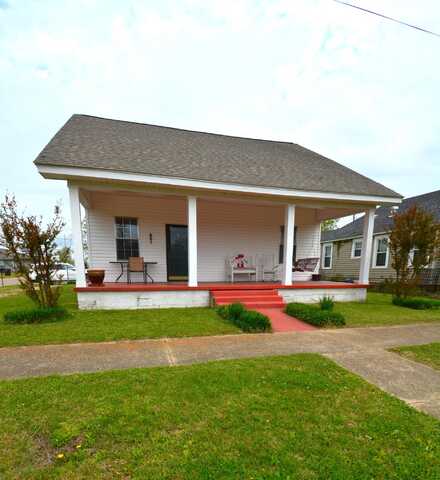 401 North 8th Ave., Amory, MS 38821