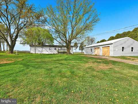 300 TULLEY DRIVE, BERNVILLE, PA 19506