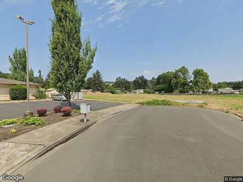 Coop Ct #1, Cottage Grove, OR 97424