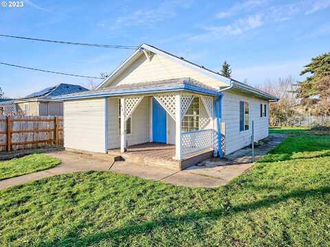 Chester, SILVERTON, OR 97381