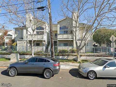 Thrush Ave, San Leandro, CA 94578