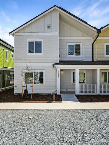 32Nd, TUKWILA, WA 98168