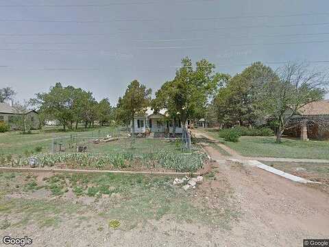 S Allen St, CLARENDON, TX 79226