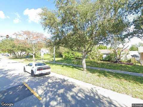 30Th, MIAMI GARDENS, FL 33056