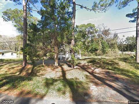 Pine, FERNANDINA BEACH, FL 32034