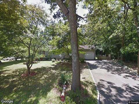 Gordon, MEDFORD, NY 11763