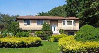 Amityville, ISLIP TERRACE, NY 11752