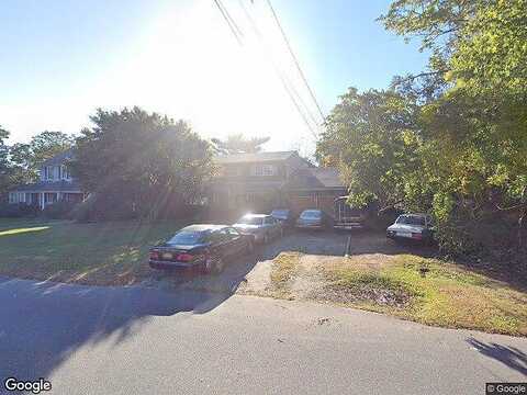 Montgomery, BAY SHORE, NY 11706