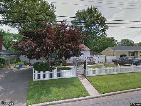 Front, BRENTWOOD, NY 11717