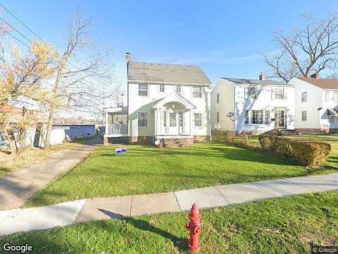 Clare, MAPLE HEIGHTS, OH 44137