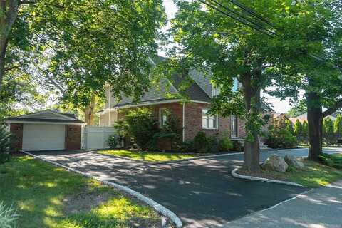 Pine Acre, DIX HILLS, NY 11746