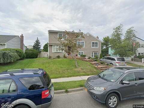 Pembroke, MASSAPEQUA, NY 11758