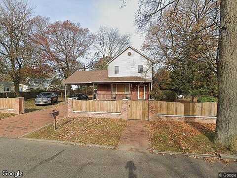 Midwood, WEST BABYLON, NY 11704