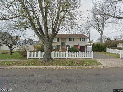 New York, LINDENHURST, NY 11757