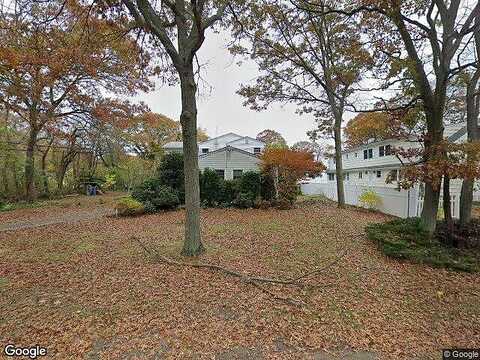 Erving, EAST PATCHOGUE, NY 11772