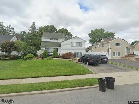 Queens, MASSAPEQUA, NY 11758