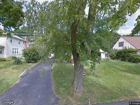 Lombardy, BRIGHTWATERS, NY 11718