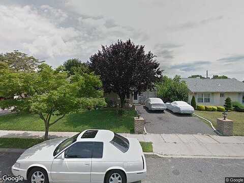 East, GLEN COVE, NY 11542