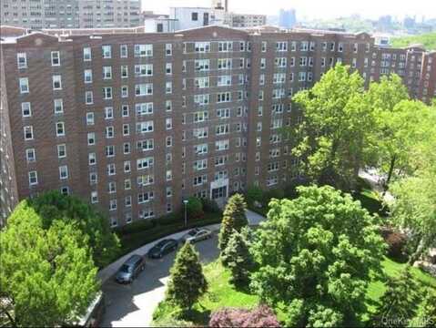 60 Knolls Crescent, Bronx, NY 10463