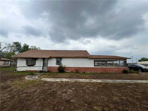 1408 S Norton Highway, Freer, TX 78357