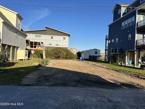 8304 5th Avenue, North Topsail Beach, NC 28460