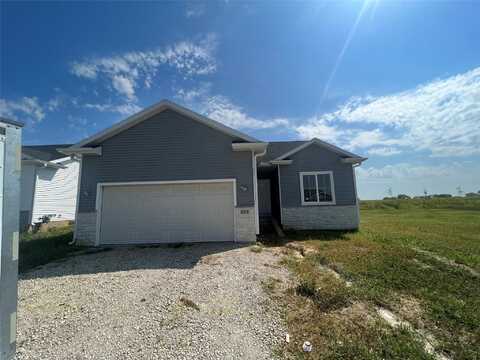 104 S Valley View Drive, Norwalk, IA 50211