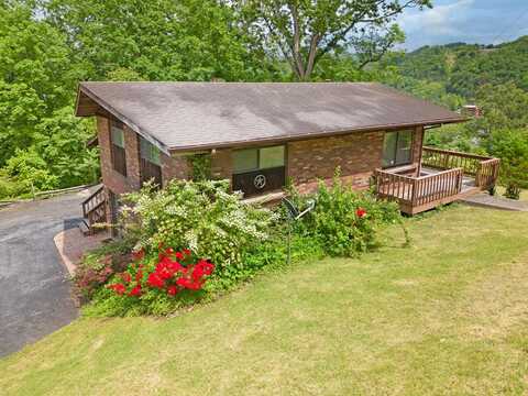 68 Peach Orchard Drive, Pikeville, KY 41501