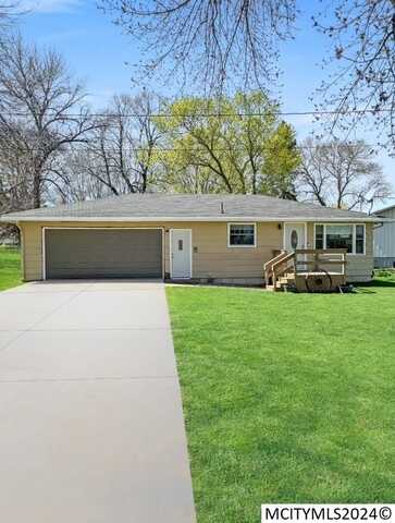 2131 S Shore Dr, CLEAR LAKE, IA 50428