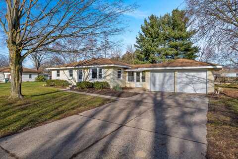 1215 Maplewood Drive, Jenison, MI 49428