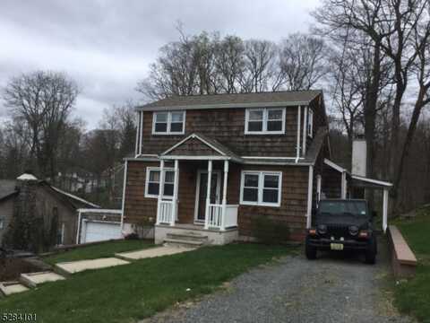 129 Bell Ave, Hopatcong, NJ 07843