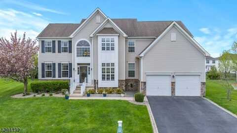 7 Lawrence Ct, Hillsborough, NJ 08844