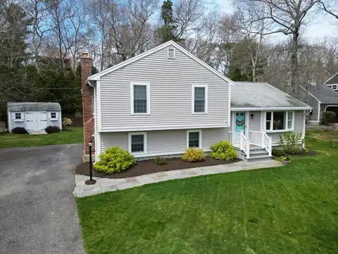 42 Spencer Dr, Plymouth, MA 02360