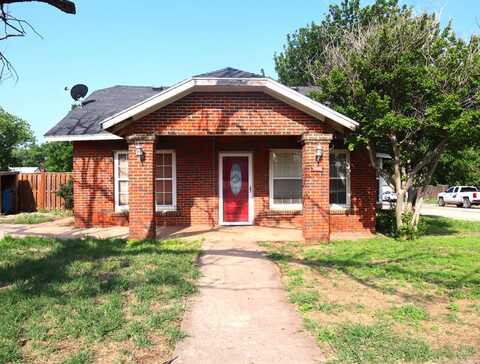 1400 Runnels St, Sweetwater, TX 79556