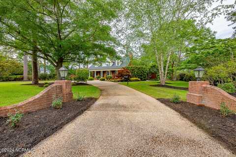 4200 Country Club Road, Trent Woods, NC 28562