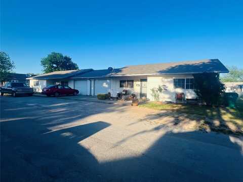 202 N Louisiana Avenue, Mangum, OK 73554