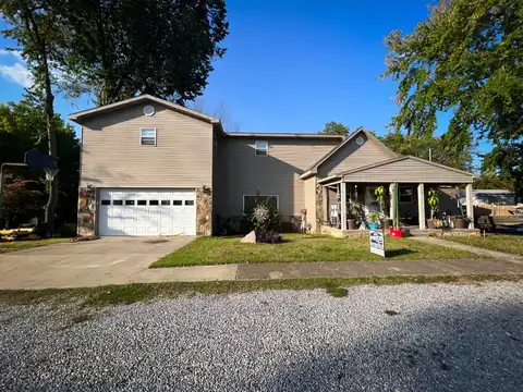 308 East Orchard, NORRIS CITY, IL 62869