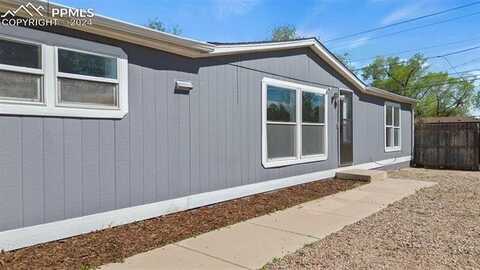 2310 W 17th Street, Pueblo, CO 81003