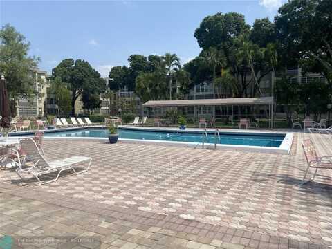 2900 NW 48th Ter, Lauderdale Lakes, FL 33313