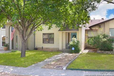 420 AMISTAD BLVD, Universal City, TX 78148