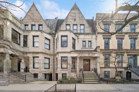 549 W. Fullerton Parkway, Chicago, IL 60614