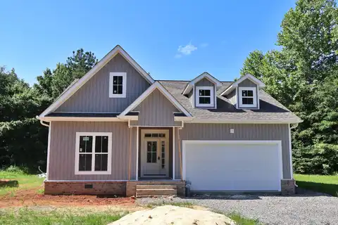 714 Forrest Avenue, Scottsboro, AL 35768