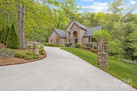 14 Mountain Spring Drive, Hendersonville, NC 28739