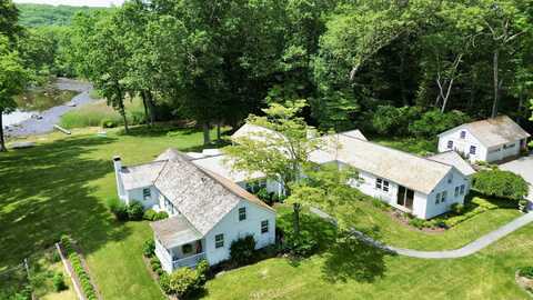 32 Sill Lane, Old Lyme, CT 06371