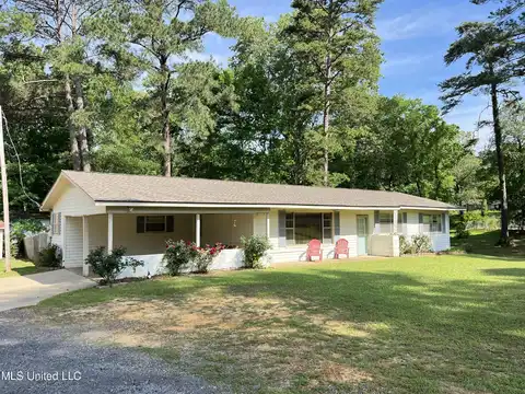 152 Old Place Road, Florence, MS 39073