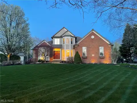 7221 Green Valley Drive, Mentor, OH 44060