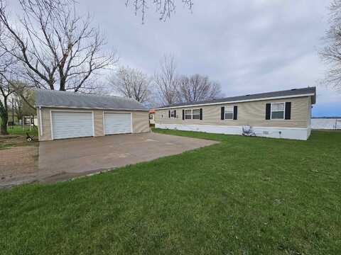 3441 North Shore Dr, Wentworth, SD 57075